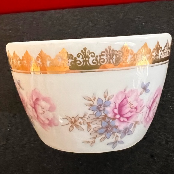 Vintage tiny pinch bowl from The Ritz-Barcelona - Picture 6 of 10